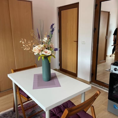 Rent of cozy, furnished 2-room apartments, 58 m², Constanța, Romania